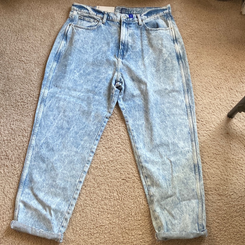 Arizona Ladies Jeans Mom Jean Highest Rise Semi-Relaxed Fit with Tapered Leg